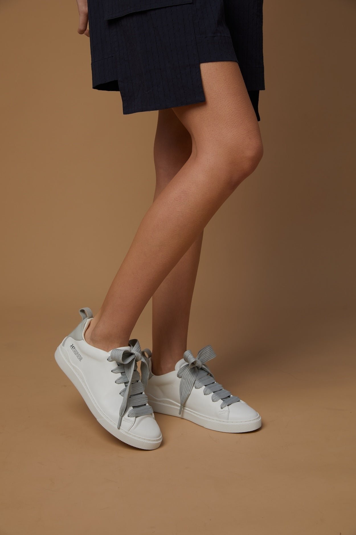 Stella (Women) - Grey - Image 5